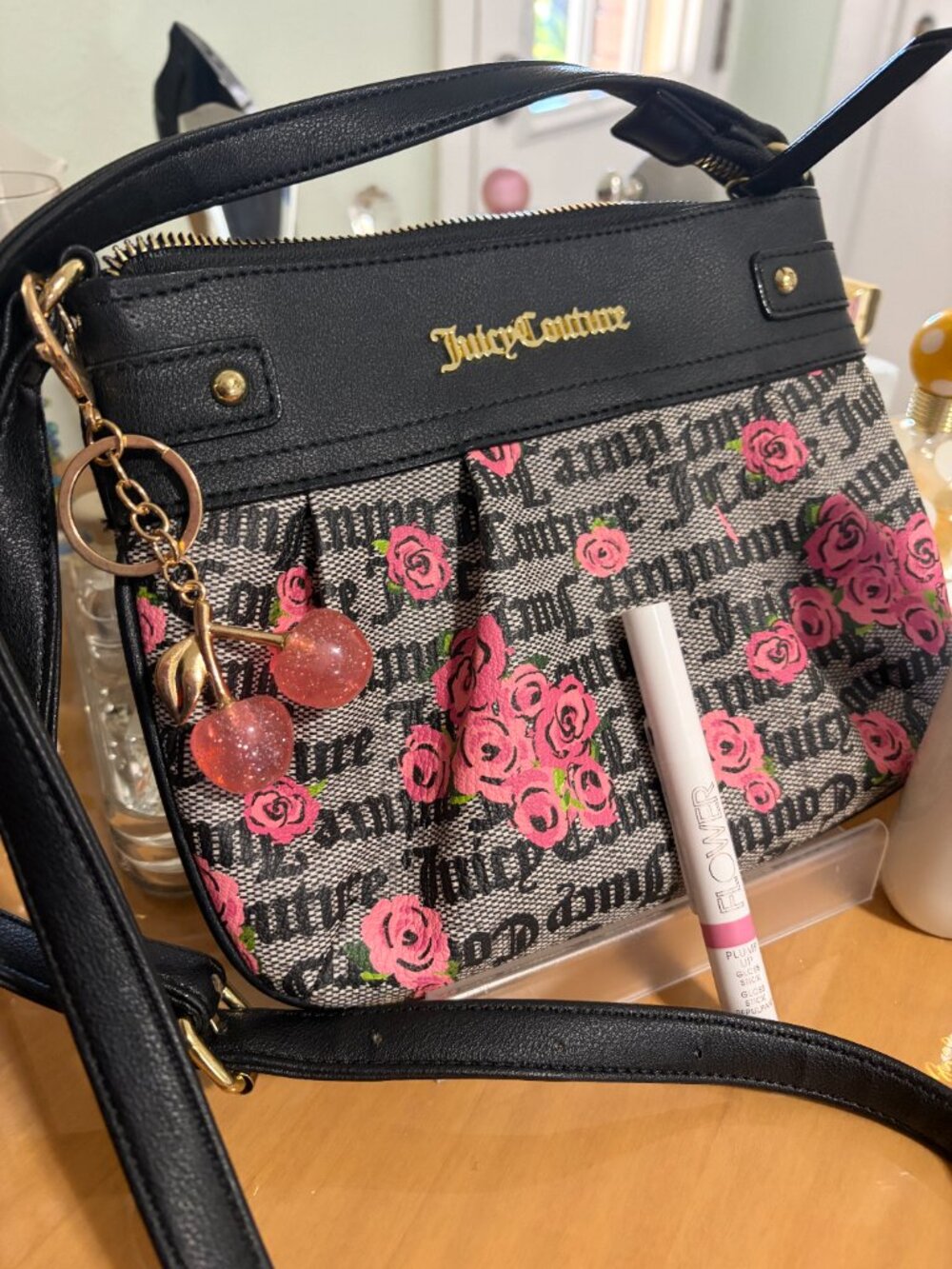 JUICY COUTURE NWOT CROSSBODY BUNDLE - Picture 2 of 3